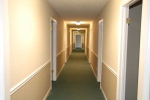 620 Hawthorne Avenue - Hallway